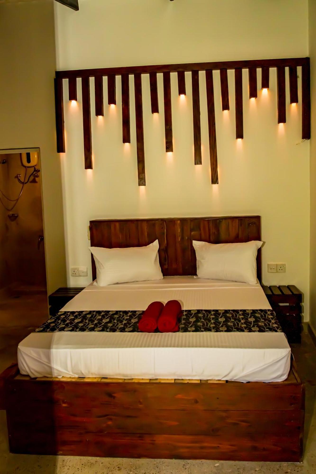 Katunayaka Mandavilla Airport Transit Hotel מראה חיצוני תמונה