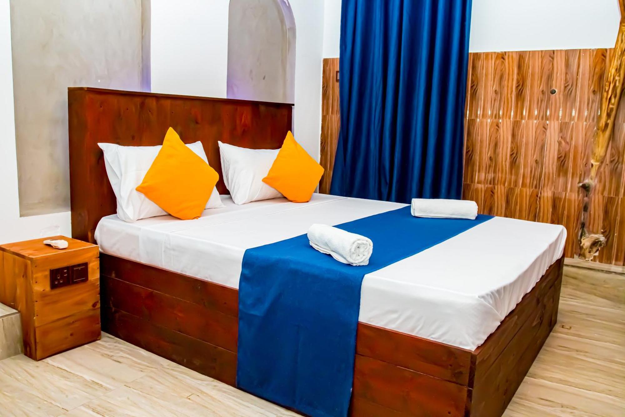 Katunayaka Mandavilla Airport Transit Hotel מראה חיצוני תמונה