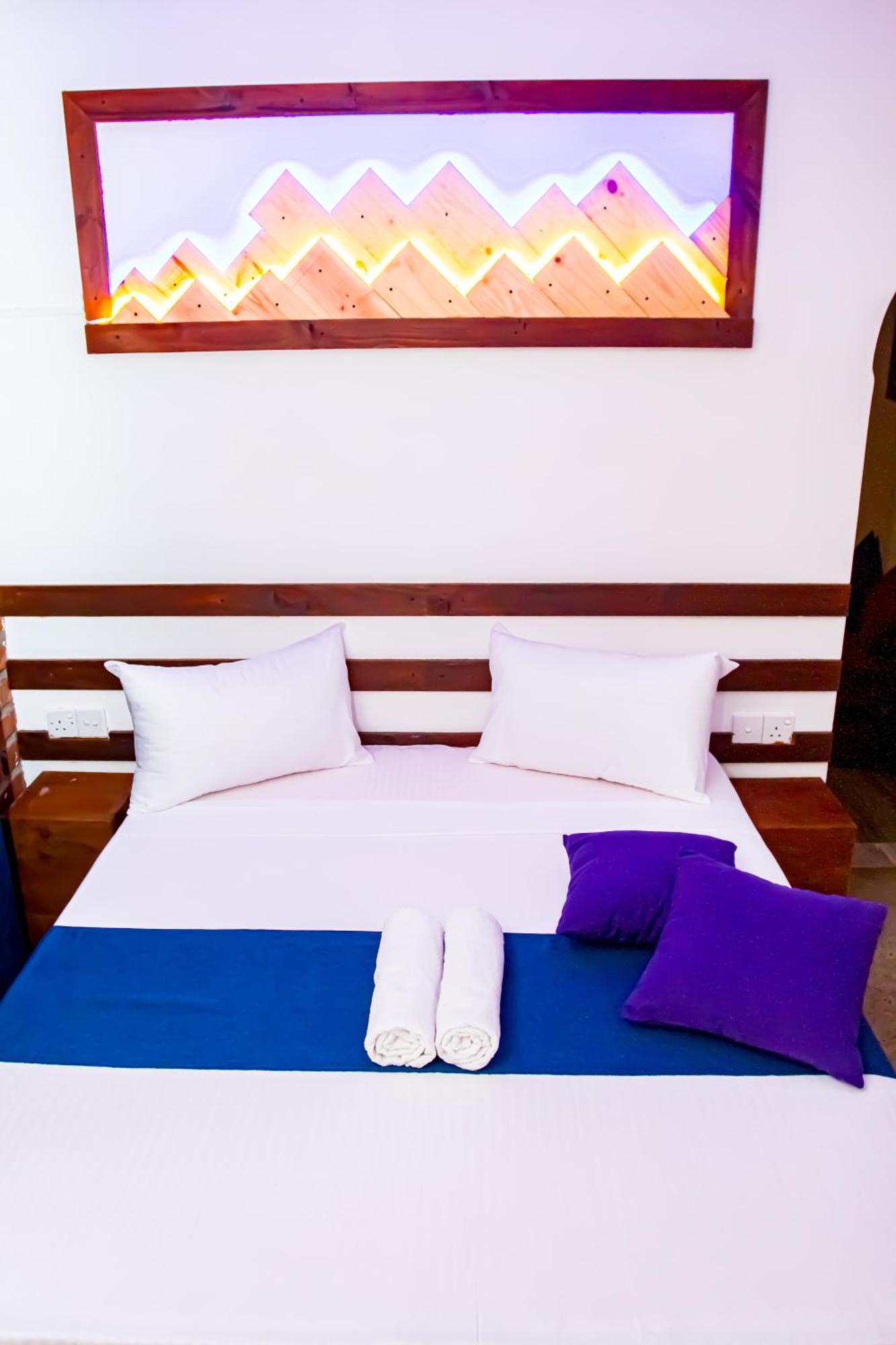 Katunayaka Mandavilla Airport Transit Hotel מראה חיצוני תמונה