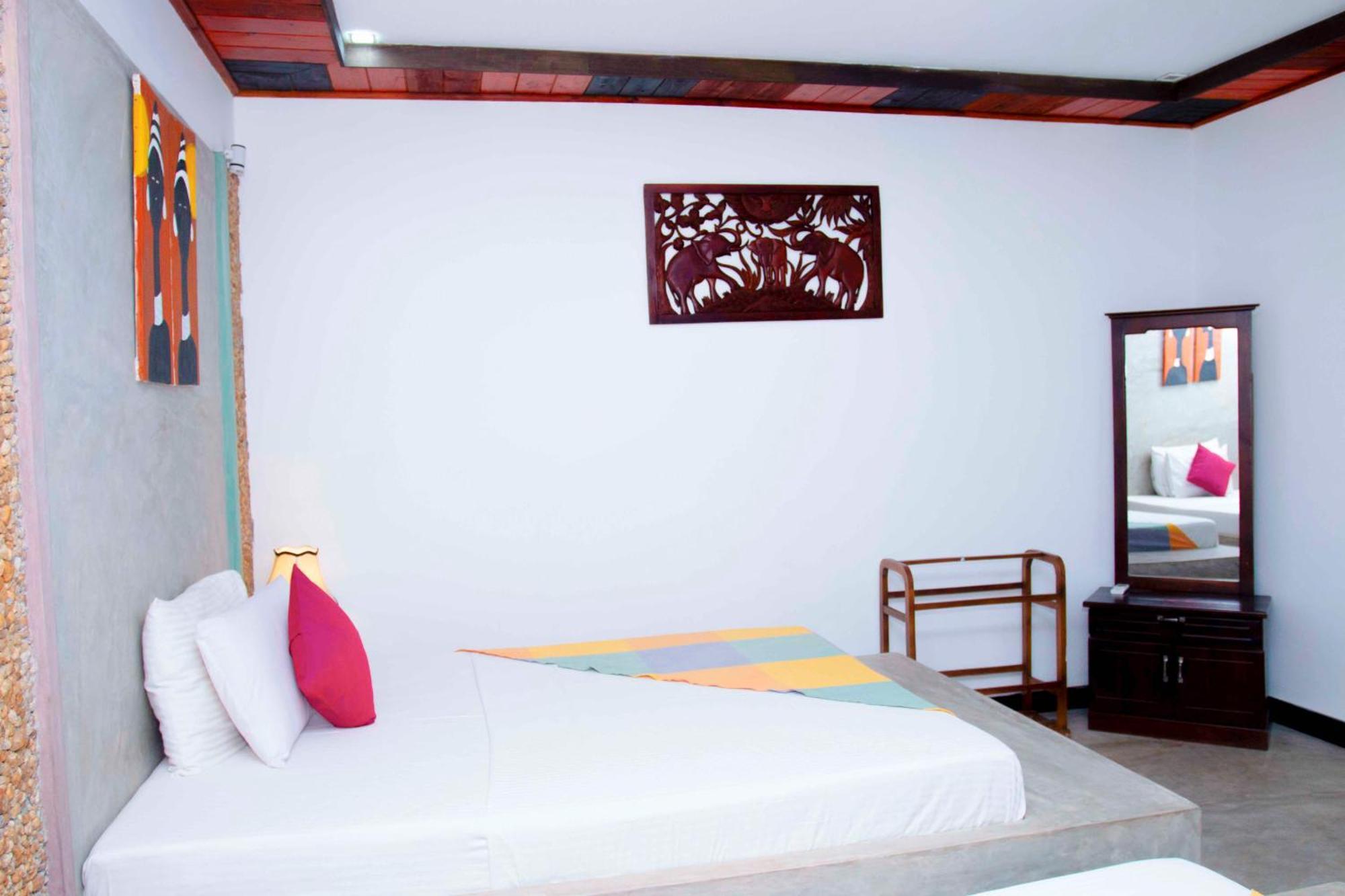 Katunayaka Mandavilla Airport Transit Hotel מראה חיצוני תמונה